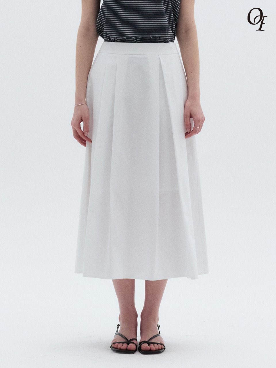 Essential Flare Skirt Ivory